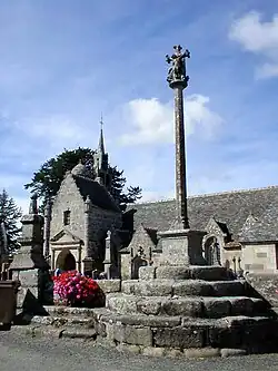 Calvaire au cimetière