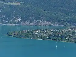 Pointe Forestier et baie de Grésine.