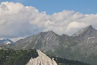 La pointe de Méribel depuis l'altiport de Courchevel.