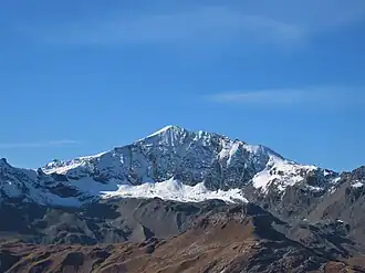 La pointe de la Sana depuis la tête du Solaise au nord-est.