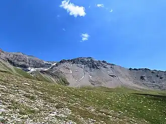 La pointe du Lamet depuis le Plan des Cavales au nord-ouest.