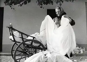 Lavage du linge à Bizovik&nbsp;(en), en 1958 ou 1959. Photo de Žaro Tušar