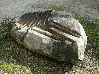 Polissoir d'Ossey-les-Trois-Maisons.