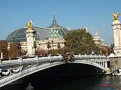 Le pont Alexandre-III.