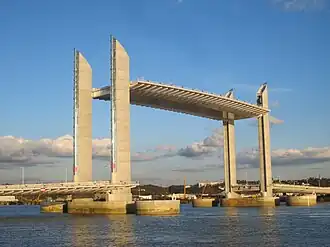 Pont Jacques-Chaban-Delmas à Bordeaux.