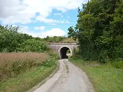 Pont SNCF situé au niveau de la vallée Saint-Marc.