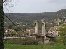 Le pont de Couzon vu de l'arrêt du train bleu (site inchangé depuis les années 1950)