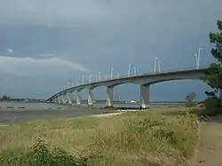 Photographie du pont sur la Seudre à marée basse