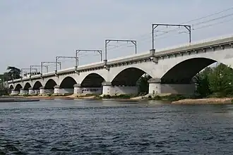 Image illustrative de l’article Pont de Vierzon