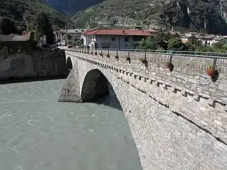 Image illustrative de l’article Pont de Bard