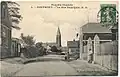 La rue principale et  de l'ancienne église vers 1905.