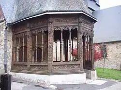 Porche de l'église de Ry