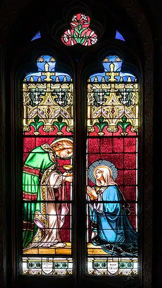 Vitrail de Joseph Villiet : Saint-Jean donnant la communion à la Vierge