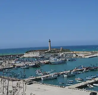 Le phare de Cherchell sur l'île Joinville.