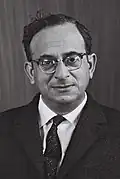 Yitzhak Navon