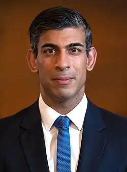 Rishi Sunak, né le 12 mai 1980 (45&nbsp;ans), Premier ministre de 2022 à 2024.