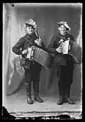 Portraits de conscrits accordéonistes, 1927, Val-d'Izé