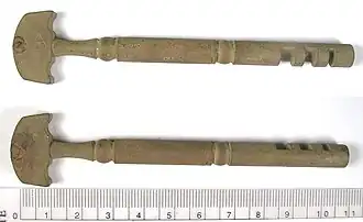 Coupe-verre avec diamant chinois.