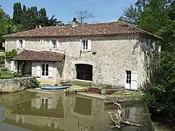 Ancien moulin.