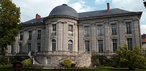 Hôtel de l'intendance de Besançon (1771-1778).