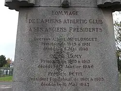 Plaque commémorant les trois premiers présidents de l'Amiens Athlétic Club