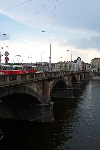 Pont Palacký, côté nord