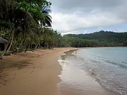 Plage à Bom Bom.