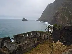 Ruines de l'ancienne sucrerie.