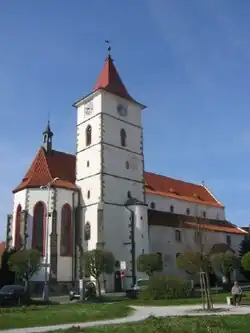 Église Saints-Pierre-et-Paul.