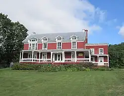 L'ancien presbytère de Saint-Jean-de-Matha.