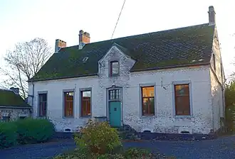 Le presbytère de Harlue (derrière l'église)