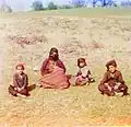 Kurdes, femme et enfants, vers 1910
