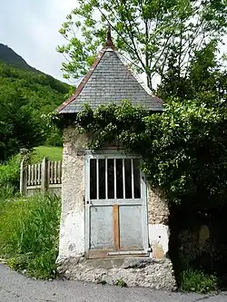 Le prieuré de Proveysieux.