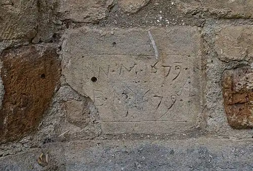 Graffiti daté de 1679.