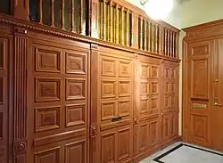 Mur de fondation du premier étage.