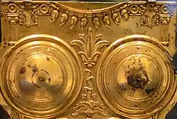 Détail des motifs floraux