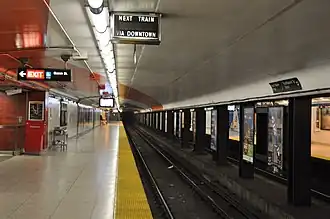 Image illustrative de l’article Queen (métro de Toronto)