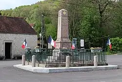 Le monument aux morts.
