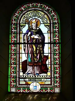 Vitrail représentant saint Saturnin.