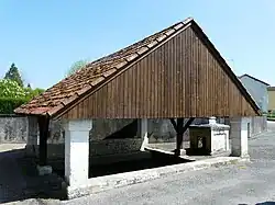 Le lavoir du bourg.