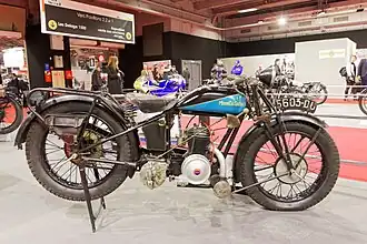 Monet & Goyon Confort type A de 1928 exposée lors du Salon Rétromobile 2017.
