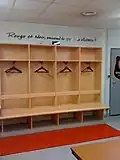 Les vestiaires, situés à l'intérieur de la tribune Vilaine.