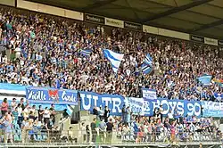 Le tribune Ouest, le kop du RC Strasbourg.