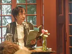 Description de l'image Rae Armantrout 4.28.14 (14067931394).jpg.