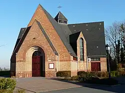 Photographie montrant l'église Notre-Dame-de-Lourdes de Sainte-Olle