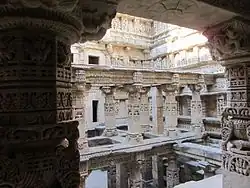 Puits à degrés du Rani-ki-Vav, classé au patrimoine mondial de l'Humanité. Un bâoli exceptionnel, redécouvert récemment.