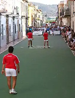 Partie de Raspall dans la rue.