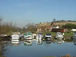 La marina sur la Soar.