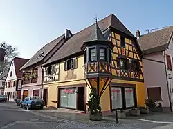 Maison (XVIIIe), 6 rue du Château.