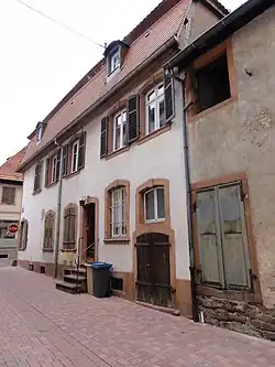 Maison (XVIIIe),2 rue du Ruisseau.